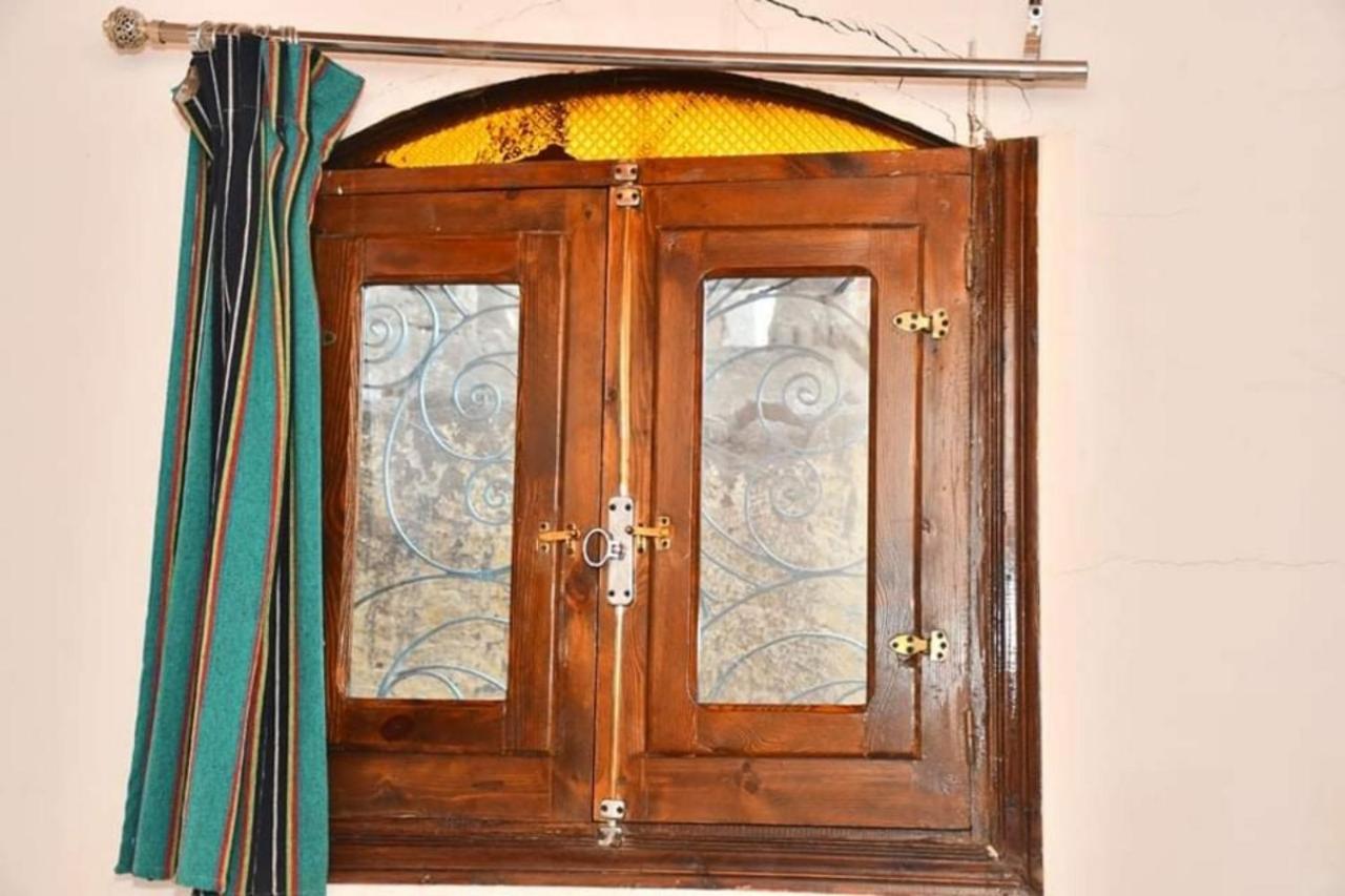 Om-Abdallah Aswan Bagian luar foto