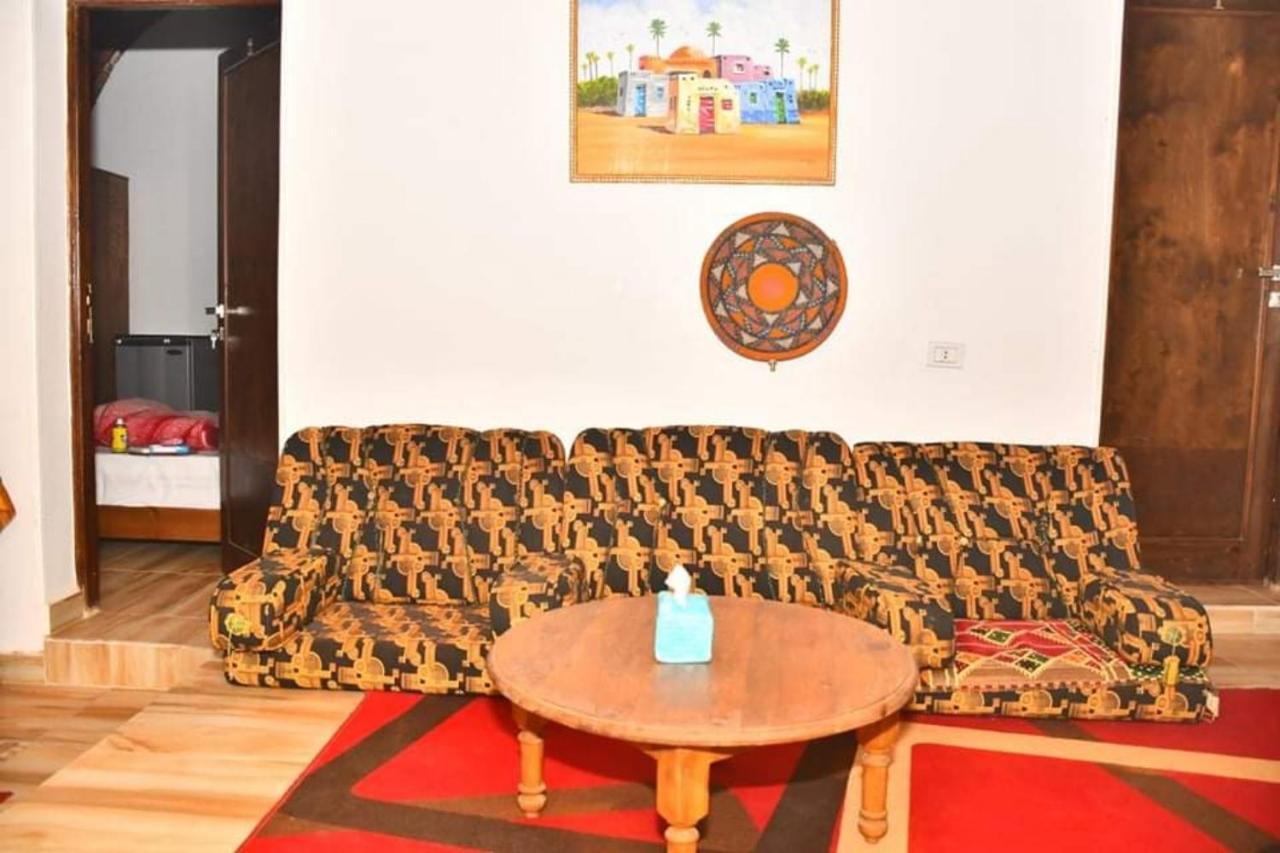 Om-Abdallah Aswan Bagian luar foto